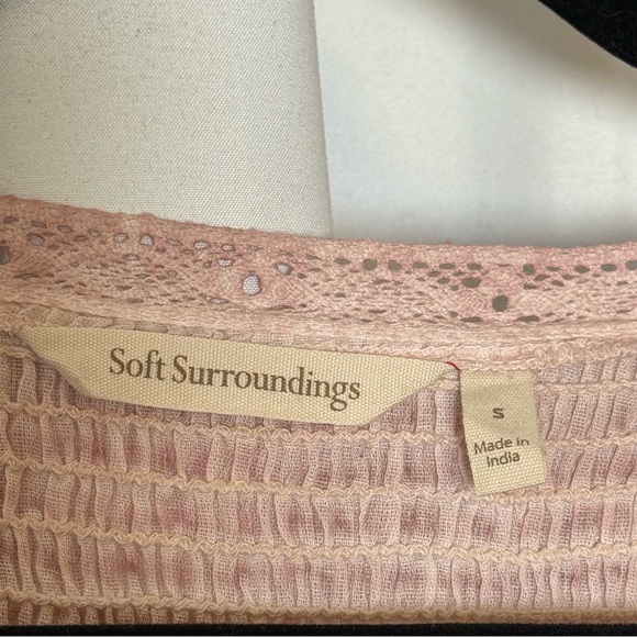 Soft Surroundings Smocked Lace Hem Peasant Blouse Pink Cotton Top Small - Picture 2 of 12